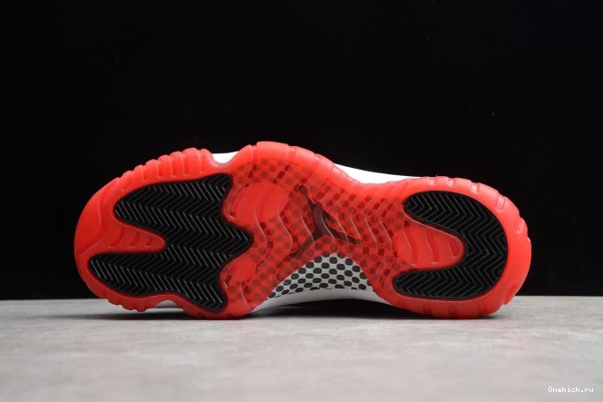 One Kick 378037-061 11 Air Jordan Bred(2019) 0816
